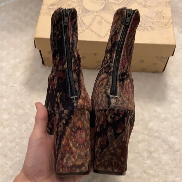Free People velvet booties - Picture 3 of 11